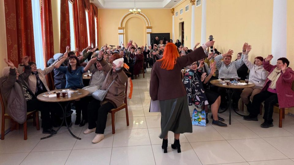Матери и жены ветеранов-адресатов филиала фонда «Защитники Отечества» посетили праздничное мероприятие «Улыбка весны» Матери и жены ветеранов-адресатов филиала фонда «Защитники Отечества» посетили праздничное мероприятие «Улыбка весны»