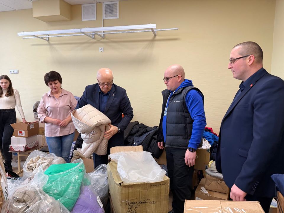 Новая помощь прибыла в Мариупольскую школу-интернат №37 Новая помощь прибыла в Мариупольскую школу-интернат №37