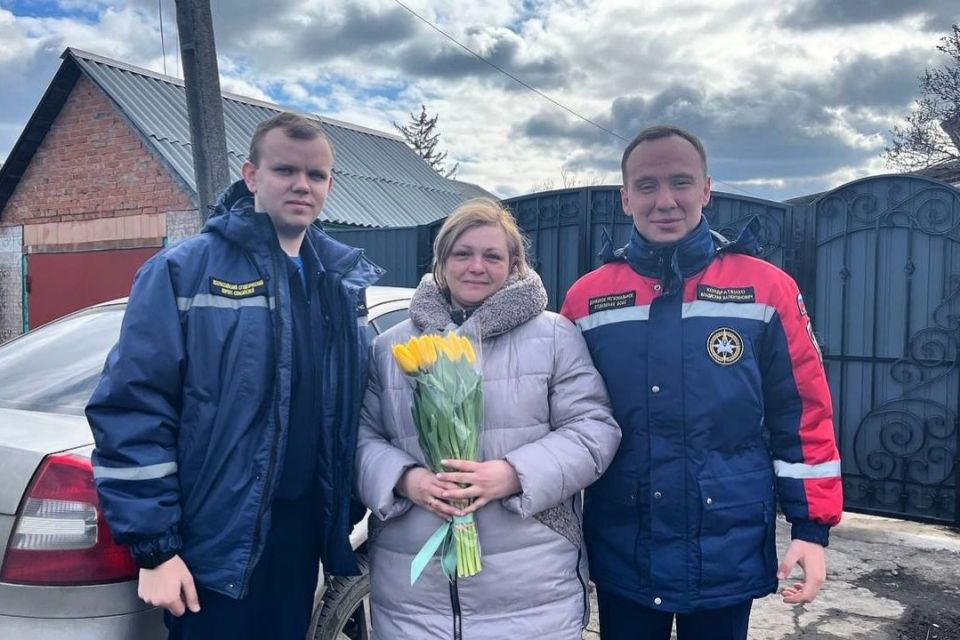 В благодарность за службу! Добровольцы Донецкого РО ВСКС присоединились к Всероссийской акции «В благодарность за службу!», чтобы лично поздравить с Международным женским днем тех, кто каждый день приближает Победу, и тех... В благодарность за службу! Добровольцы Донецкого РО ВСКС присоединились к Всероссийской акции «В благодарность за службу!», чтобы лично поздравить с Международным женским днем тех, кто каждый день приближает Победу, и тех...