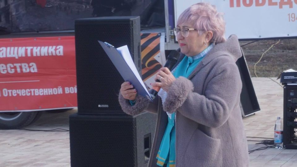 «Музыкальный букет» для жителей Ильичевского: в селе прошел праздничный концерт в рамках проекта «Культура малой родины» «Музыкальный букет» для жителей Ильичевского: в селе прошел праздничный концерт в рамках проекта «Культура малой родины»
