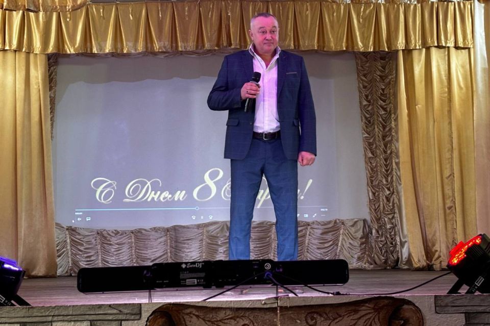 Праздничный концерт, посвящённый самому нежному дню в году — 8 Марта, прошёл в Ялте Праздничный концерт, посвящённый самому нежному дню в году — 8 Марта, прошёл в Ялте