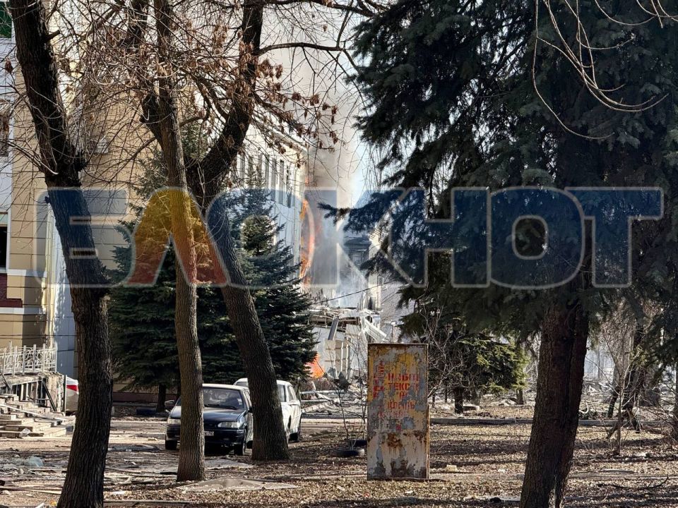 ВСУ ударили по детской больнице в Донецке: есть раненые ВСУ ударили по детской больнице в Донецке: есть раненые