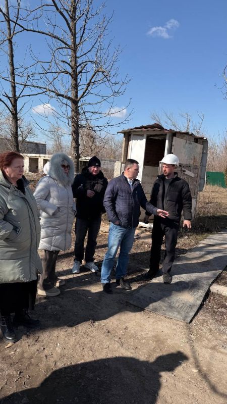 Вчера совместно с Константином Викторовичем Масниковым, министром здравоохранения, провели рабочий объезд объектов, находящихся на этапе ремонтно-восстановительных работ, а также тех, которые планируются к включению в... Вчера совместно с Константином Викторовичем Масниковым, министром здравоохранения, провели рабочий объезд объектов, находящихся на этапе ремонтно-восстановительных работ, а также тех, которые планируются к включению в...