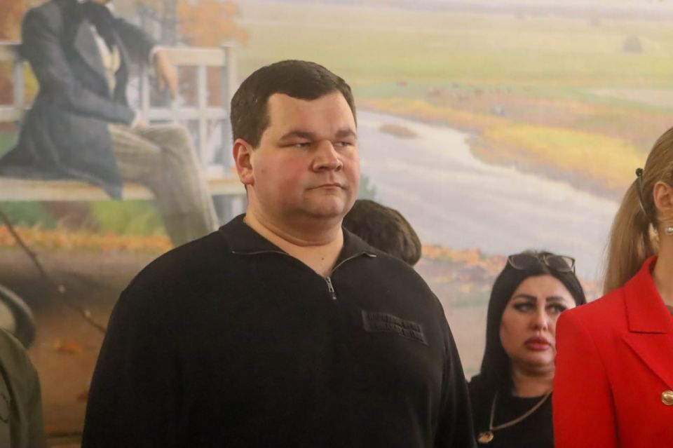 В Донецке открыли выставку «Мать Героя» В Донецке открыли выставку «Мать Героя»