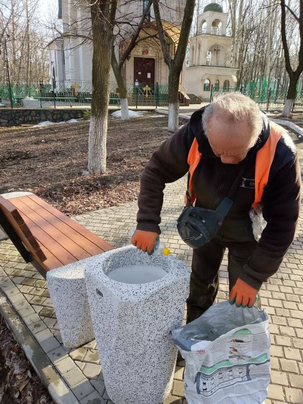 Александр Пеняев: За 09.03.2026 работниками МУП АГЯ "ЖЭК" выполнена уборка территорий в г. Ясиноватая Александр Пеняев: За 09.03.2026 работниками МУП АГЯ "ЖЭК" выполнена уборка территорий в г. Ясиноватая