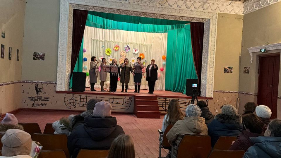 Наталья Великодная: В культурных учреждениях Тельмановского округа провели праздник для прекрасной половины Наталья Великодная: В культурных учреждениях Тельмановского округа провели праздник для прекрасной половины