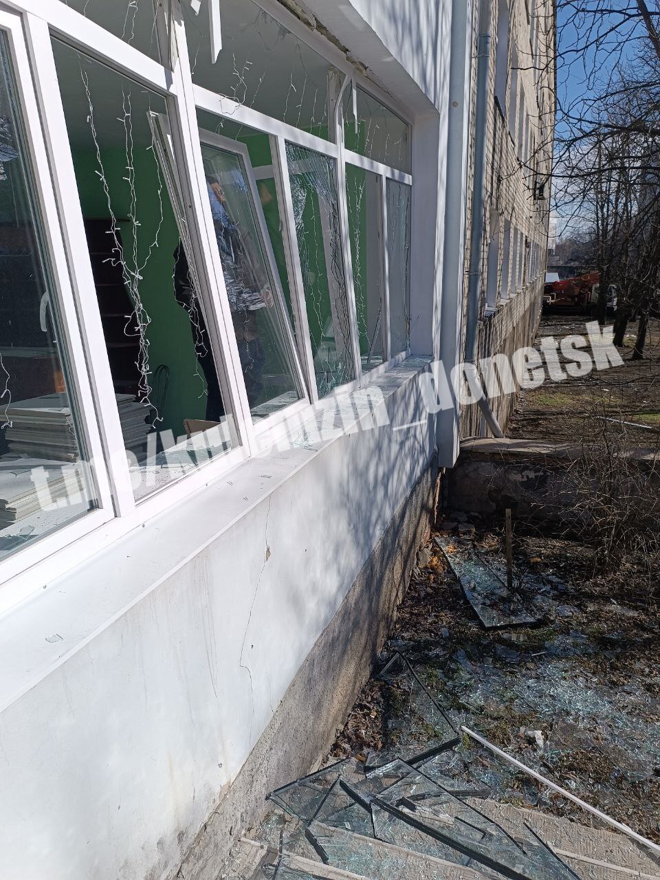 Алексей Кулемзин: Устранение последствий вражеской атаки в Киевском районе Алексей Кулемзин: Устранение последствий вражеской атаки в Киевском районе