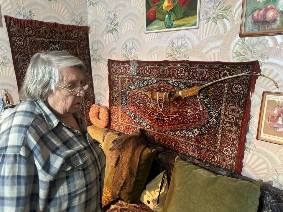 «Вдохновляющая встреча». Активная молодежь города, волонтёры АНО «Центр общественных связей Нижегородский дом народного единства» при поддержке администрации городского округа Иловайск посетили Бударину Ольгу Дмитриевну «Вдохновляющая встреча». Активная молодежь города, волонтёры АНО «Центр общественных связей Нижегородский дом народного единства» при поддержке администрации городского округа Иловайск посетили Бударину Ольгу Дмитриевну