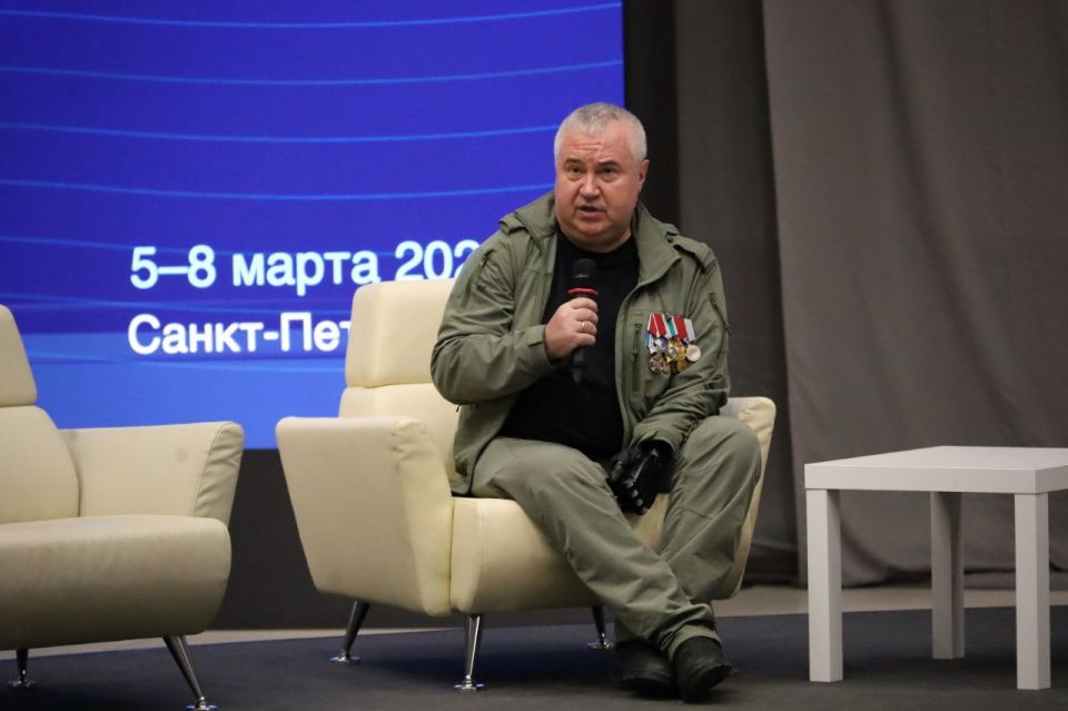 Артём Туров: В Санкт-Петербурге прошел "Невский форум друзей России" Артём Туров: В Санкт-Петербурге прошел "Невский форум друзей России"