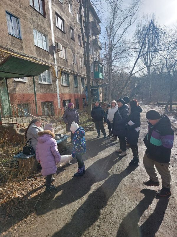 Иван Приходько: В Центрально- Городском районе города Горловка продолжается реализация партийного проекта Единой России «Управдом» Иван Приходько: В Центрально- Городском районе города Горловка продолжается реализация партийного проекта Единой России «Управдом»