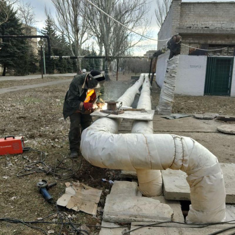 Владимирские специалисты продолжают подключать модульные котельные в Кировском Владимирские специалисты продолжают подключать модульные котельные в Кировском