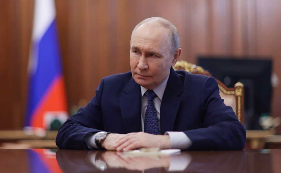 Андрей Крамар: Постоянный и неусыпный контроль за восстановлением Донбасса, за тем, как возвращается к жизни одна из ключевых индустриальных территорий исторической России: Владимир Владимирович Путин в Кремле принял с... Андрей Крамар: Постоянный и неусыпный контроль за восстановлением Донбасса, за тем, как возвращается к жизни одна из ключевых индустриальных территорий исторической России: Владимир Владимирович Путин в Кремле принял с...