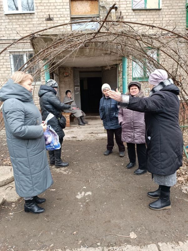 Иван Приходько: В Центрально- Городском районе города Горловка продолжается реализация партийного проекта Единой России «Управдом» Иван Приходько: В Центрально- Городском районе города Горловка продолжается реализация партийного проекта Единой России «Управдом»