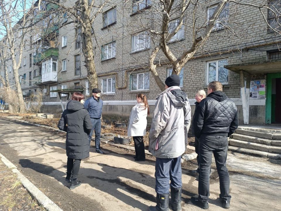 Иван Приходько: В Центрально- Городском районе города Горловка продолжается реализация партийного проекта Единой России «Управдом» Иван Приходько: В Центрально- Городском районе города Горловка продолжается реализация партийного проекта Единой России «Управдом»