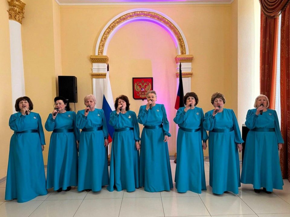 Матери и жены ветеранов-адресатов филиала фонда «Защитники Отечества» посетили праздничное мероприятие «Улыбка весны» Матери и жены ветеранов-адресатов филиала фонда «Защитники Отечества» посетили праздничное мероприятие «Улыбка весны»
