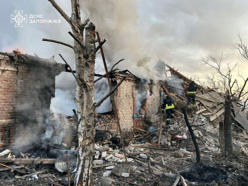 Вооружённые силы России в период 9–10 марта продолжили серию массированных и точечных ударов по объектам энергетической и транспортной инфраструктуры, используемым в интересах ВСУ Вооружённые силы России в период 9–10 марта продолжили серию массированных и точечных ударов по объектам энергетической и транспортной инфраструктуры, используемым в интересах ВСУ