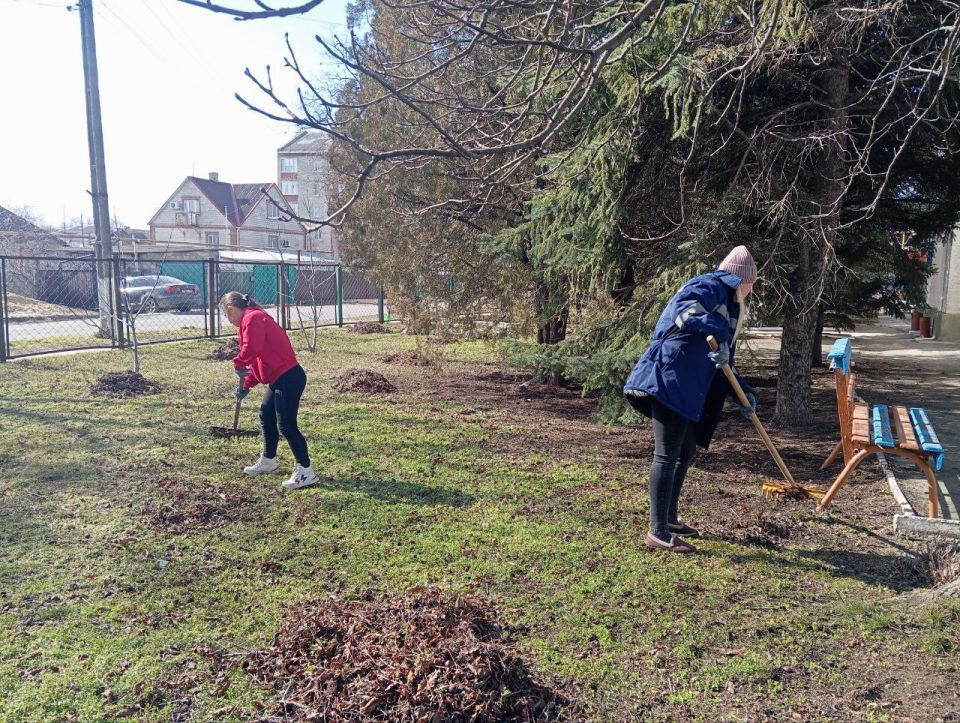 Коммунальные службы Старобешево округа подводит итоги масштабных уборочных работ за прошедшую неделю Коммунальные службы Старобешево округа подводит итоги масштабных уборочных работ за прошедшую неделю
