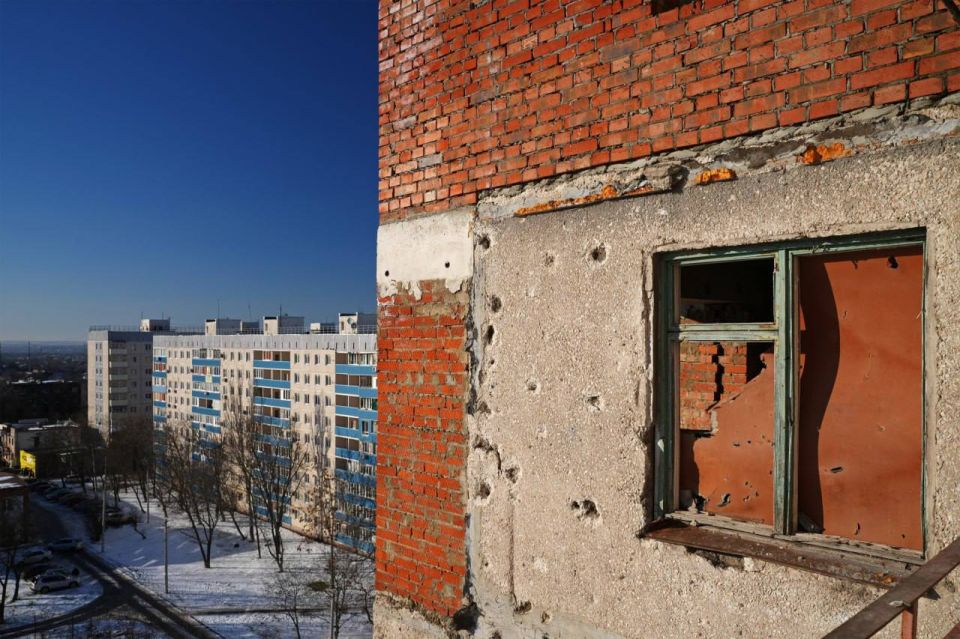 Вместо обгоревших остовов - современные дома: вторую жизнь получили многоэтажки на проспекте Победы в Мариуполе Вместо обгоревших остовов - современные дома: вторую жизнь получили многоэтажки на проспекте Победы в Мариуполе