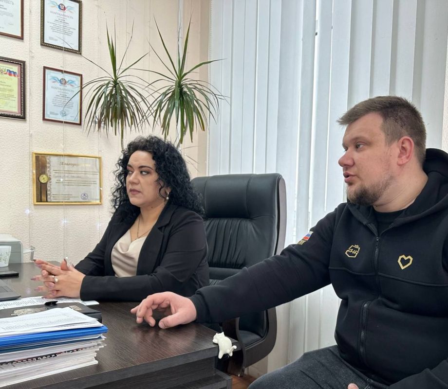 В Докучаевске состоялась важная встреча, объединившая представителей местной власти и активных жителей В Докучаевске состоялась важная встреча, объединившая представителей местной власти и активных жителей