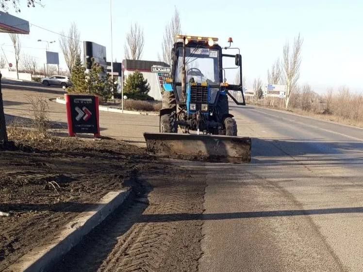 Водители, будьте внимательны! На дорогах новые дорожные знаки! Водители, будьте внимательны! На дорогах новые дорожные знаки!
