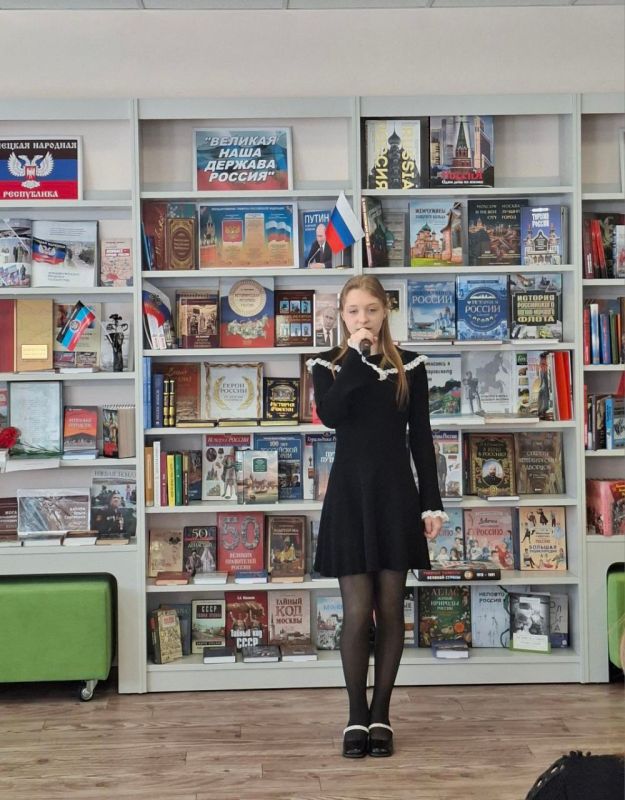 Сегодня, 11 марта, ученицы ГБОУ «Мироновская школа №10» Сочинская Анастасия (10кл.), Лесняк Полина (8кл.) и Павлова Вероника (7кл.) приняли участие в муниципальном этапе Всероссийского конкурса юных чтецов «Живая классика» в... Сегодня, 11 марта, ученицы ГБОУ «Мироновская школа №10» Сочинская Анастасия (10кл.), Лесняк Полина (8кл.) и Павлова Вероника (7кл.) приняли участие в муниципальном этапе Всероссийского конкурса юных чтецов «Живая классика» в...