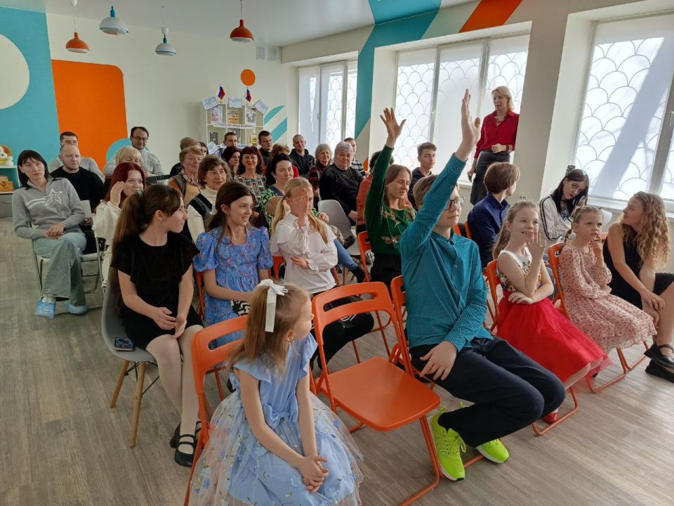 В библиотеке им. Г.Х. Андерсена прошло семейное мероприятие В библиотеке им. Г.Х. Андерсена прошло семейное мероприятие