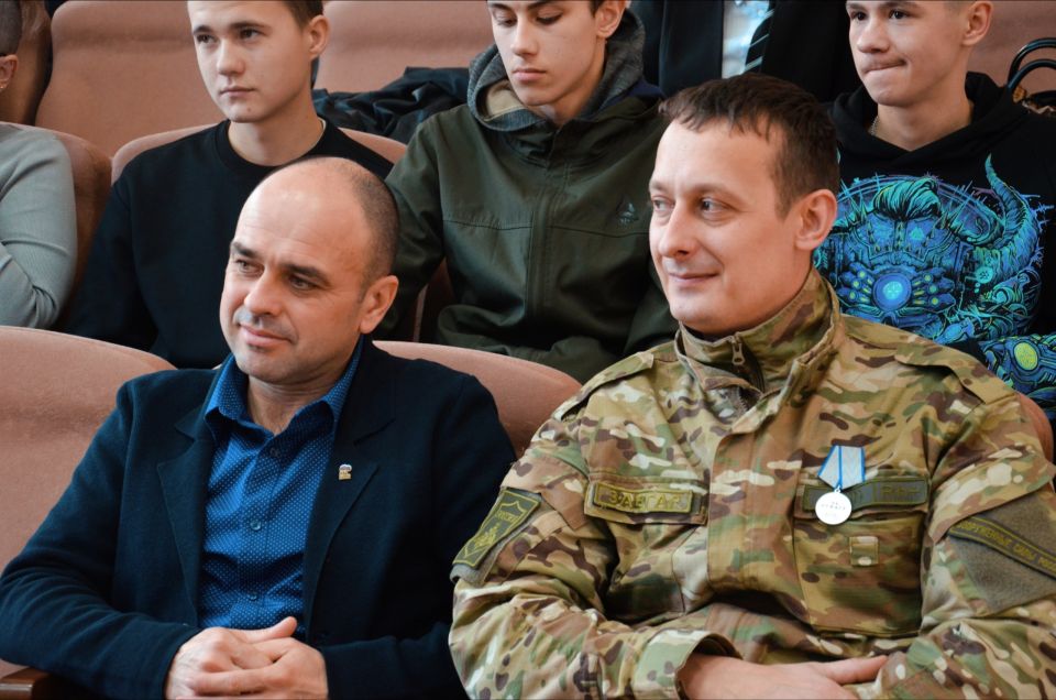 В Торезе прошёл муниципальный этап «Лиги Ораторов» В Торезе прошёл муниципальный этап «Лиги Ораторов»