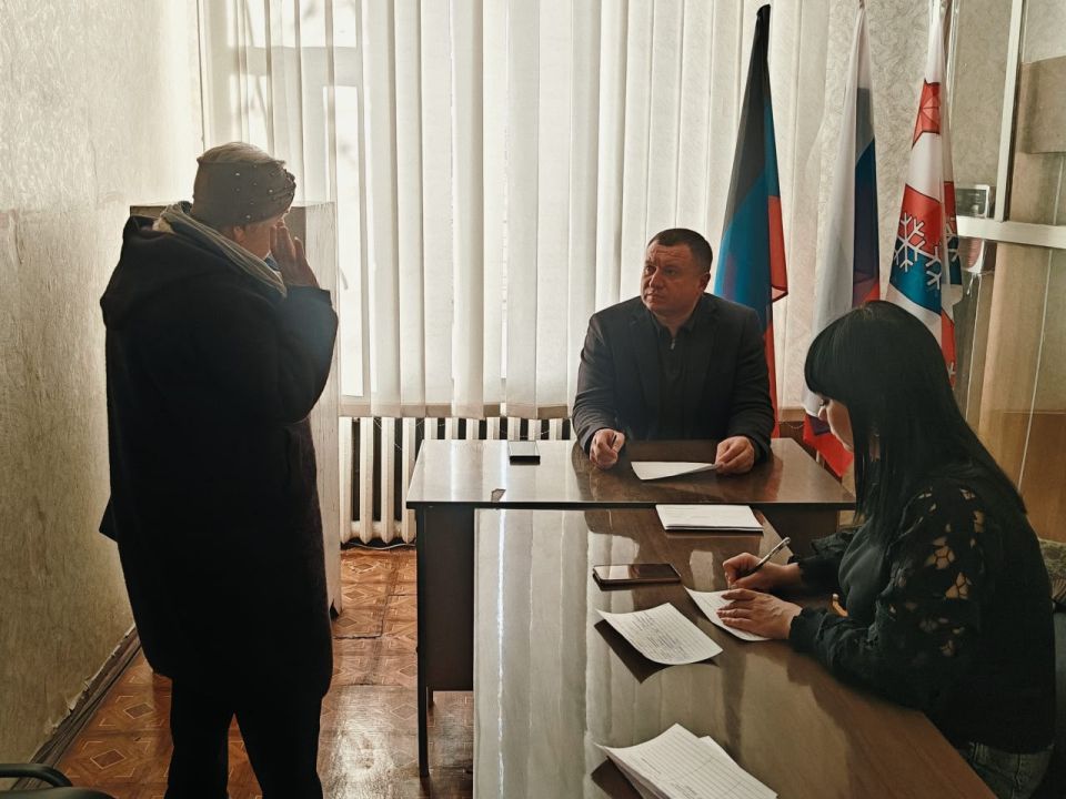 Сергей Ермаков: 11 марта провел личный прием граждан Сергей Ермаков: 11 марта провел личный прием граждан