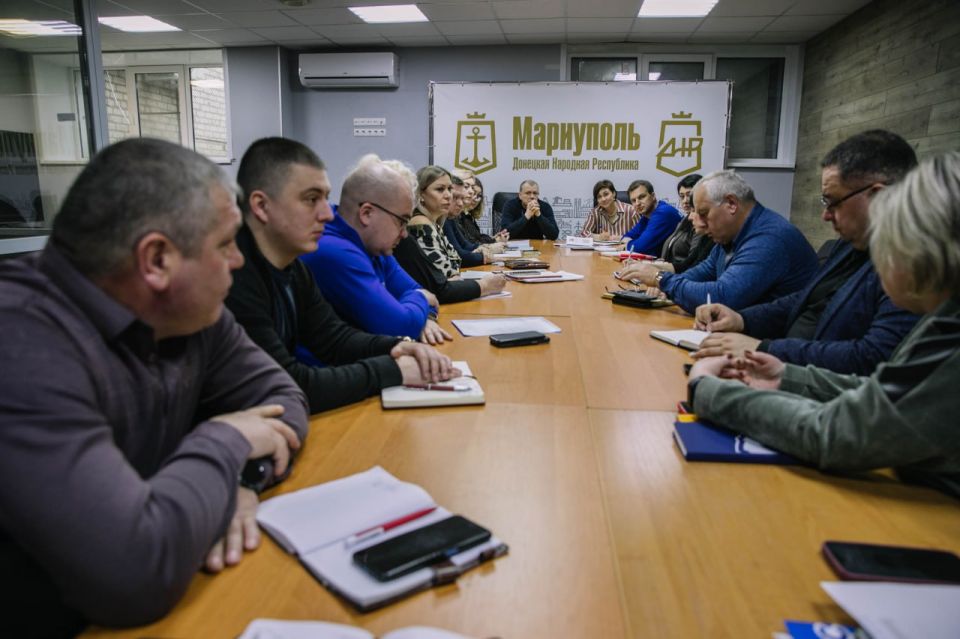 Антон Кольцов: Провел рабочую встречу с руководителями управ внутригородских районов и территориальных секторов Антон Кольцов: Провел рабочую встречу с руководителями управ внутригородских районов и территориальных секторов