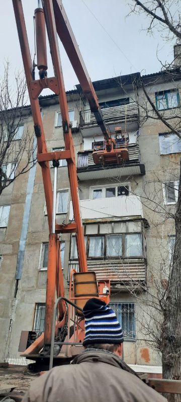 Иван Приходько: Уважаемые жители Горловки! Представляю вам еженедельный отчет о деятельности Горловского филиала единого регионального фонда по управлению многоквартирными домами на территории Донецкой Народной Республики Иван Приходько: Уважаемые жители Горловки! Представляю вам еженедельный отчет о деятельности Горловского филиала единого регионального фонда по управлению многоквартирными домами на территории Донецкой Народной Республики