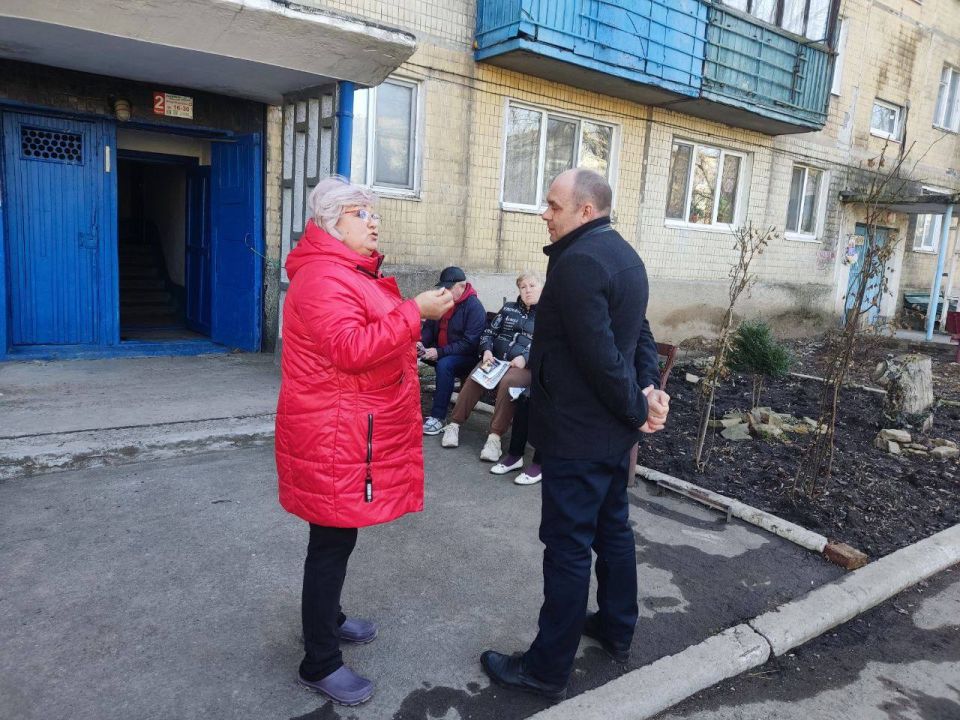 В рамках проекта «Управдом» Единой России состоялась встреча с жителями улицы Короленко г.Моспино В рамках проекта «Управдом» Единой России состоялась встреча с жителями улицы Короленко г.Моспино