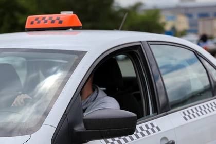 Новый уровень пассажирских перевозок: В Минтрансе ДНР подвели итоги легализации таксистов