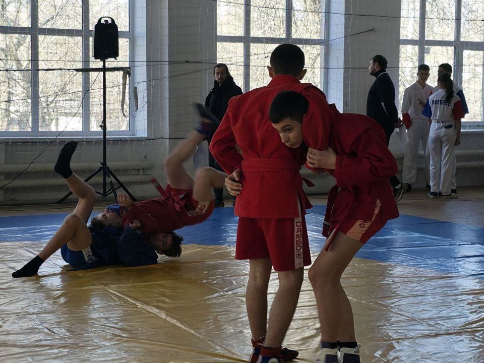 12 марта 2026 года в рамках партийного проекта «Выбор сильных» в МБУ ДО «СШ № 2 г.о. Торез» прошел Региональный этап Всероссийских соревнований по самбо среди команд общеобразовательных организаций Донецкой Народной... 12 марта 2026 года в рамках партийного проекта «Выбор сильных» в МБУ ДО «СШ № 2 г.о. Торез» прошел Региональный этап Всероссийских соревнований по самбо среди команд общеобразовательных организаций Донецкой Народной...