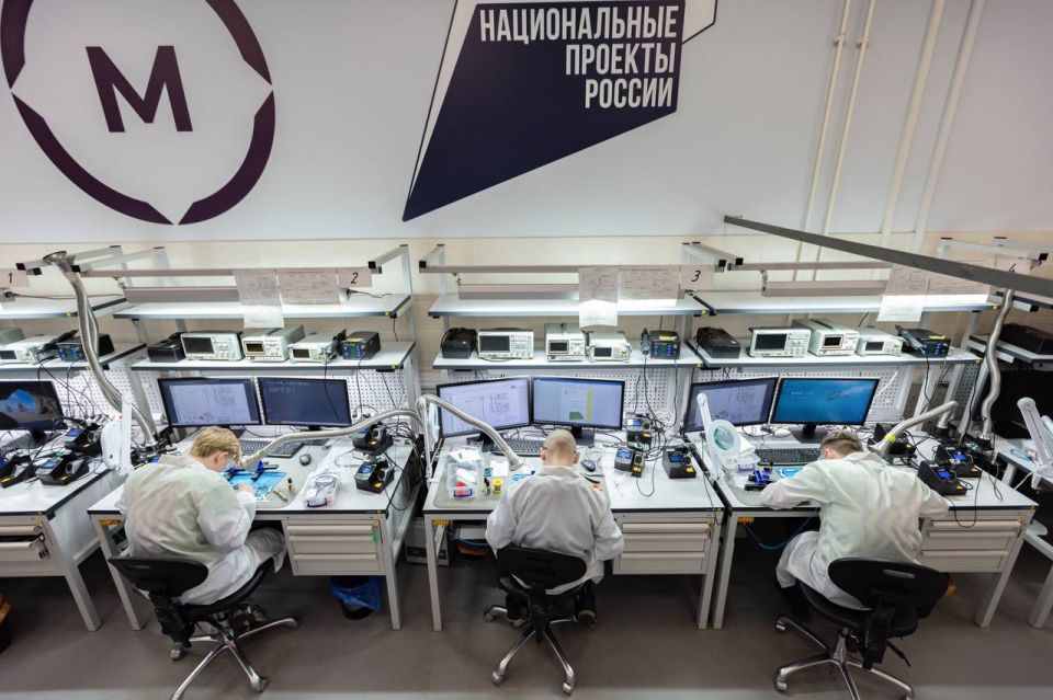 Более 2,5 млн человек вовлечены в движение «Профессионалы» в 2026 году Более 2,5 млн человек вовлечены в движение «Профессионалы» в 2026 году
