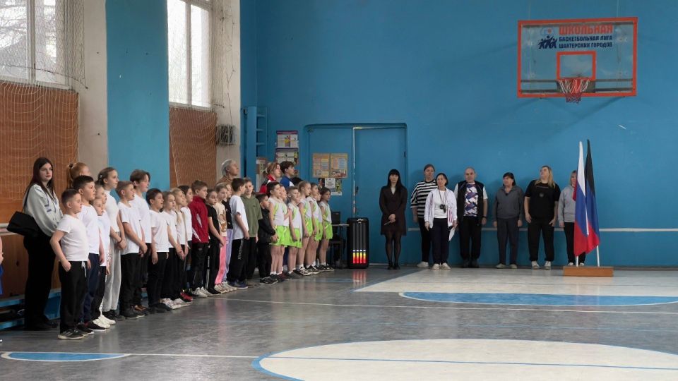 В период с 4 по 5 марта в Макеевке прошел районный этап спартакиады «Веселые старты» среди учащихся 1-4 классов В период с 4 по 5 марта в Макеевке прошел районный этап спартакиады «Веселые старты» среди учащихся 1-4 классов