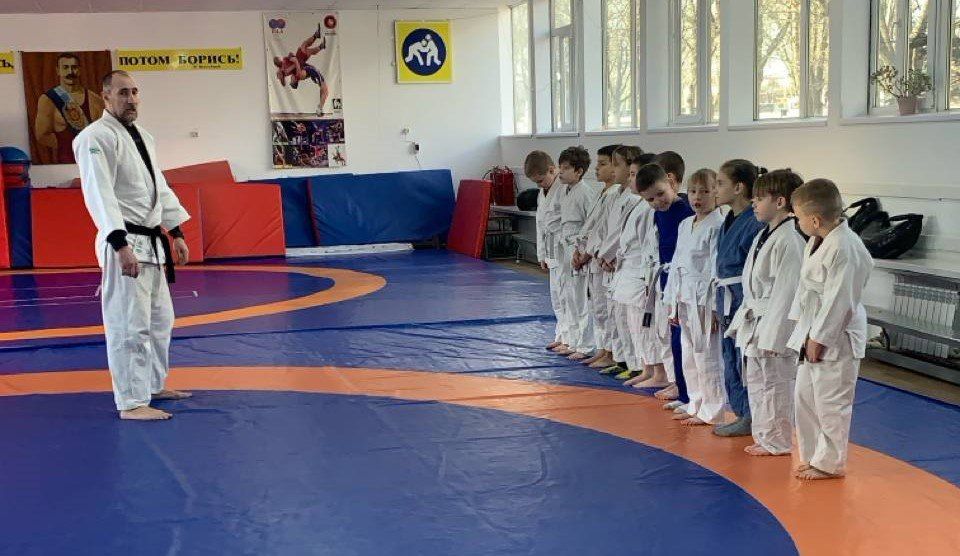 Согласно Плана Антинаркотической комиссии Володарского мо в марте 2026 года физкультурно-спортивные учреждения проводят со спортсменами беседы по вопросам профилактики наркомании Согласно Плана Антинаркотической комиссии Володарского мо в марте 2026 года физкультурно-спортивные учреждения проводят со спортсменами беседы по вопросам профилактики наркомании