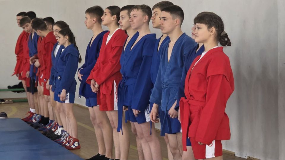 12 марта 2026 года в рамках партийного проекта «Выбор сильных» в МБУ ДО «СШ № 2 г.о. Торез» прошел Региональный этап Всероссийских соревнований по самбо среди команд общеобразовательных организаций Донецкой Народной... 12 марта 2026 года в рамках партийного проекта «Выбор сильных» в МБУ ДО «СШ № 2 г.о. Торез» прошел Региональный этап Всероссийских соревнований по самбо среди команд общеобразовательных организаций Донецкой Народной...