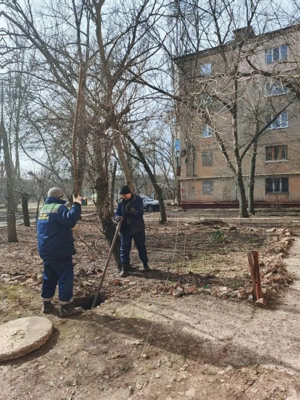 Горловские специалисты совместно с коллегами из Кузбасса продолжают ликвидацию аварий на объектах водоснабжения Горловские специалисты совместно с коллегами из Кузбасса продолжают ликвидацию аварий на объектах водоснабжения