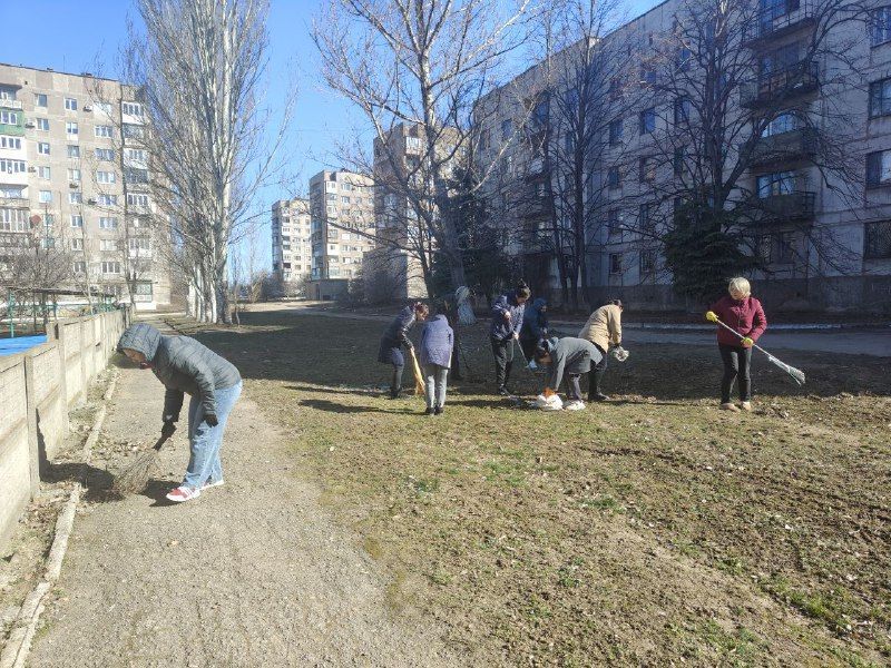 Игорь Мартынов: Образовательные учреждения городского округа Енакиево на санитарном дне Игорь Мартынов: Образовательные учреждения городского округа Енакиево на санитарном дне