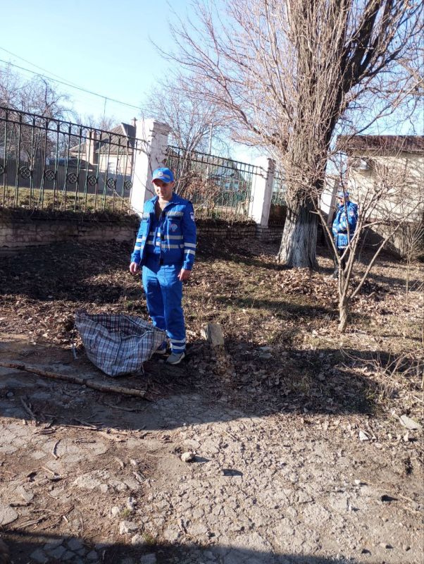 Игорь Мартынов: Работники учреждений здравоохранения городского округа Енакиево приняли участие в санитарном дне Игорь Мартынов: Работники учреждений здравоохранения городского округа Енакиево приняли участие в санитарном дне