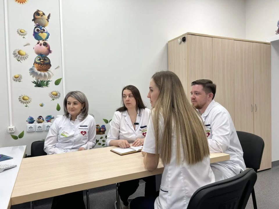 Новоуренгойские врачи провели телемедицинскую консультацию для маленького пациента из Волновахи Новоуренгойские врачи провели телемедицинскую консультацию для маленького пациента из Волновахи