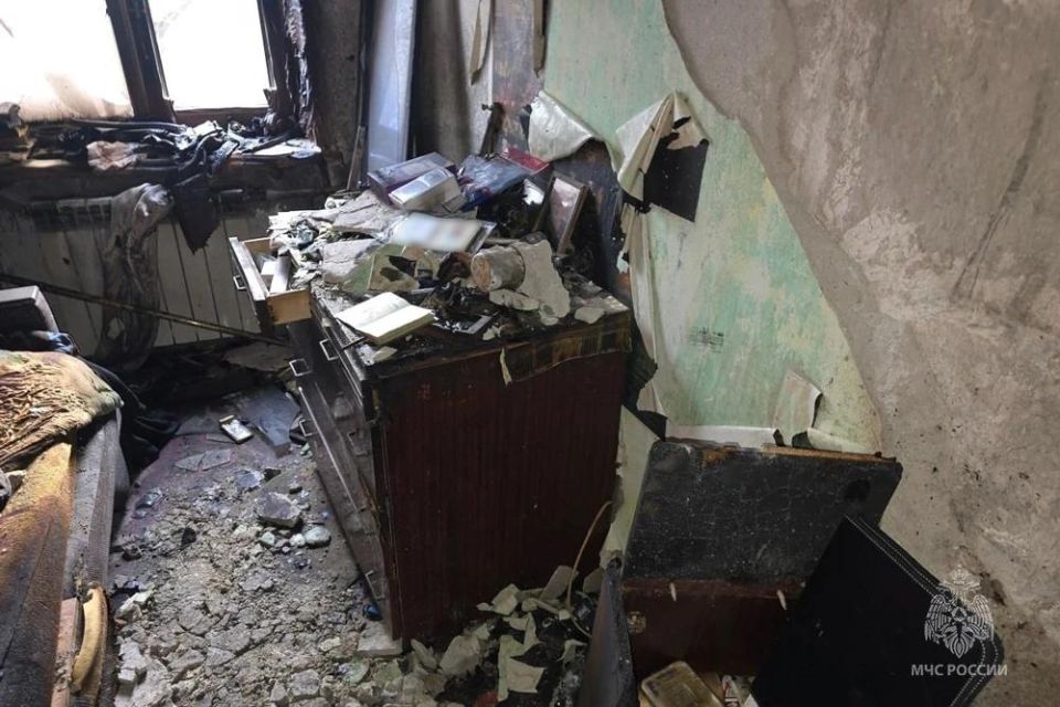 От копеечной свечи до большой беды: в Мариуполе на пожаре погиб мужчина От копеечной свечи до большой беды: в Мариуполе на пожаре погиб мужчина