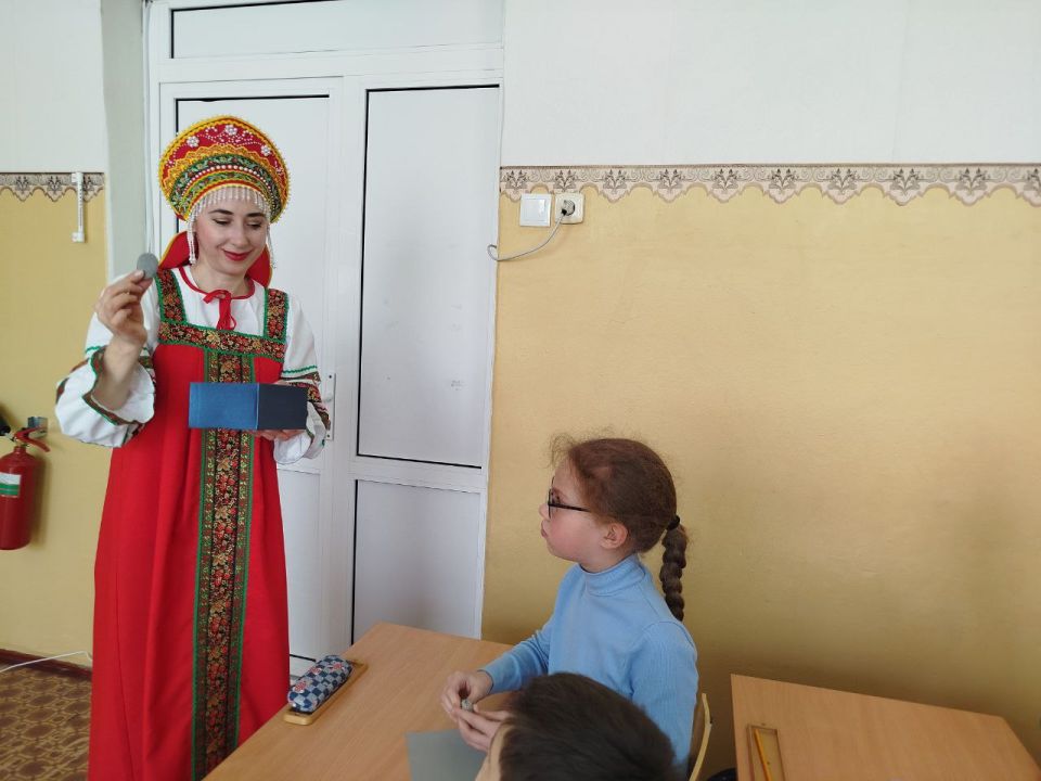 «#ЗнайЧитай» вместе с главной библиотекой для детей