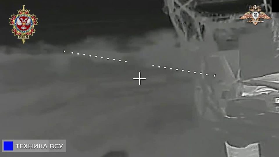 «Охотник» сжигает технику и броню ВСУ