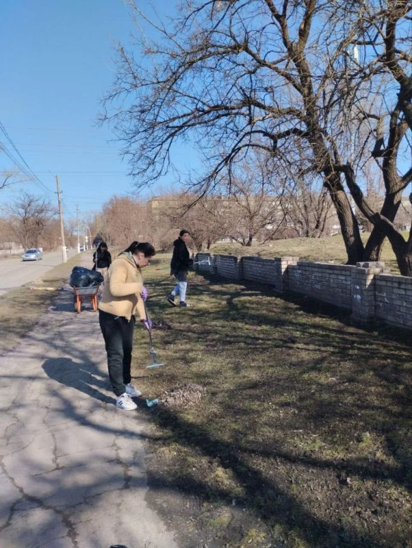 Игорь Мартынов: Образовательные учреждения городского округа Енакиево на санитарном дне Игорь Мартынов: Образовательные учреждения городского округа Енакиево на санитарном дне
