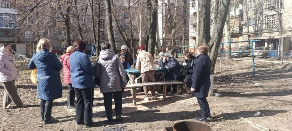 Роман Конев: Жители Калининского района ДНР приняли участие во встречах, организованных в рамках проекта «Управдом» Роман Конев: Жители Калининского района ДНР приняли участие во встречах, организованных в рамках проекта «Управдом»