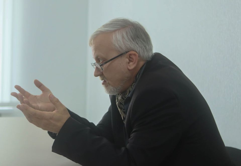 Член Общественной палаты ДНР Владислав Русанов провел встречу с писателями Республики Член Общественной палаты ДНР Владислав Русанов провел встречу с писателями Республики