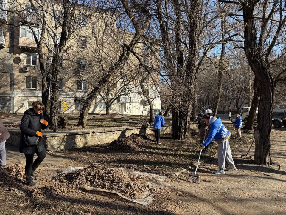 Весна пришла, убирать пора! Весна пришла, убирать пора!