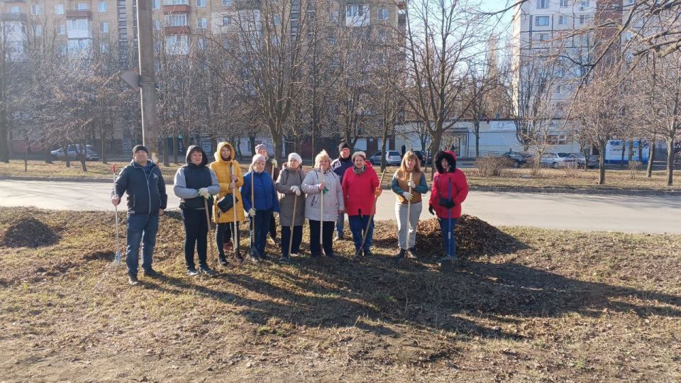 Елена Рязанцева: 14 марта в рамках двухмесячника по благоустройству и партийного проекта «Городская среда» Всероссийской политической партии «Единая Россия» в Пролетарском районе состоялся первый общегородской субботник Елена Рязанцева: 14 марта в рамках двухмесячника по благоустройству и партийного проекта «Городская среда» Всероссийской политической партии «Единая Россия» в Пролетарском районе состоялся первый общегородской субботник