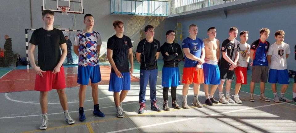14 марта на базе СК «ТРУБНИК» г.о. Харцызск, в рамках заключительной подготовки к Всероссийским соревнованиям «Исторические регионы России», где победители смогут затем представить свой регион на Чемпионатах и Первенствах... 14 марта на базе СК «ТРУБНИК» г.о. Харцызск, в рамках заключительной подготовки к Всероссийским соревнованиям «Исторические регионы России», где победители смогут затем представить свой регион на Чемпионатах и Первенствах...